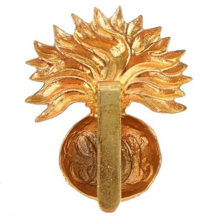 INSIGNIA DE GORRA ARTILLERIA EJERCITO BRITANICO