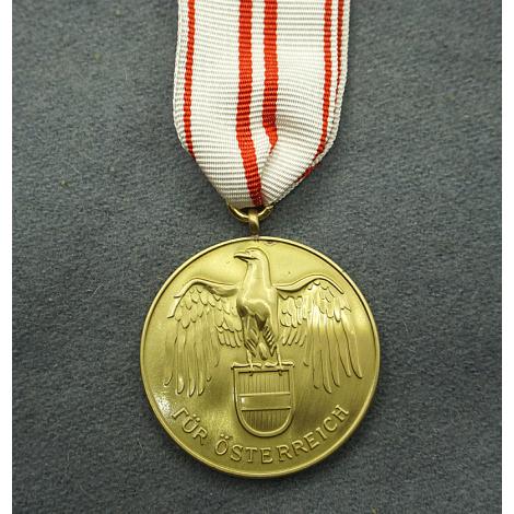 Medalla Conmemorativa Austriaca Primera Guerra Mundial 1914 - 1918